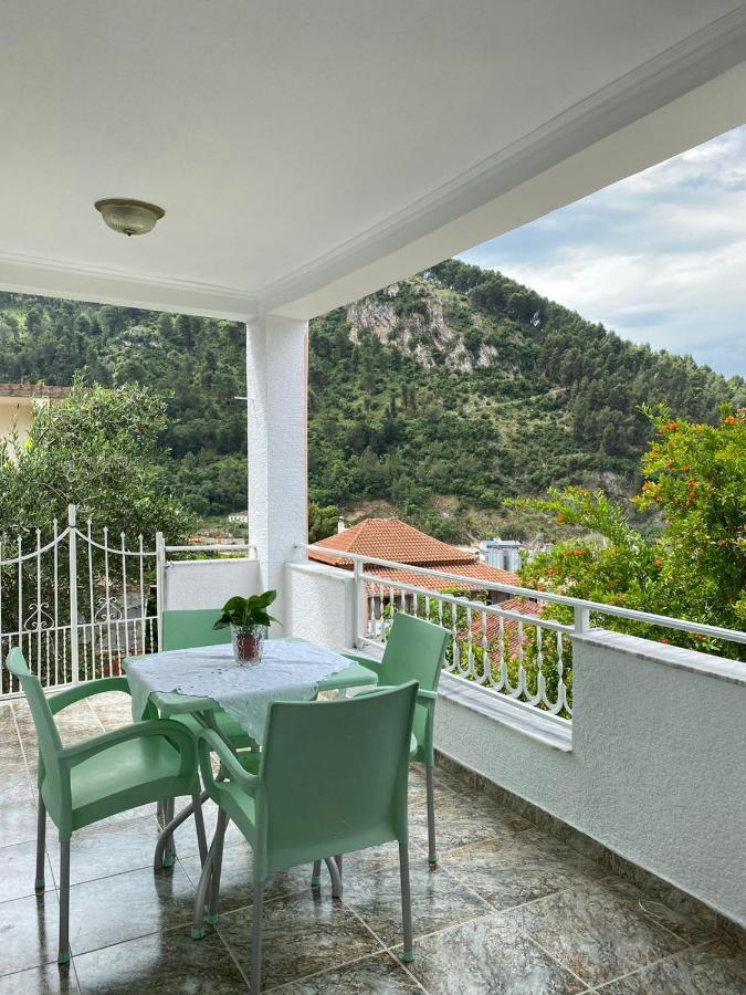 Marl'S Home Berati Exterior foto